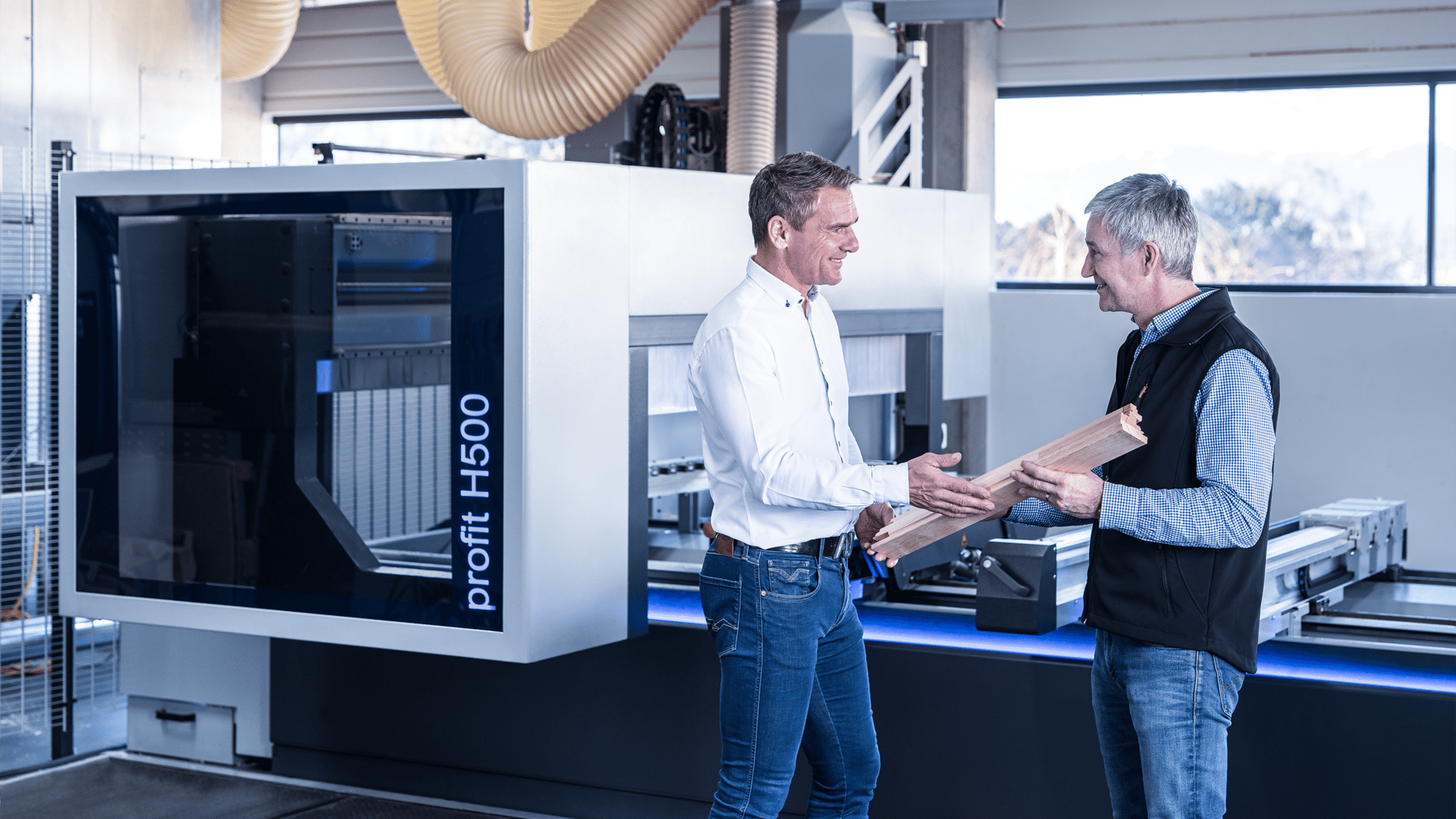 cnc-bearbeitungszentrum-format4-feldergroup-holzbearbeitung_01~-~media--6810e2a4--query
